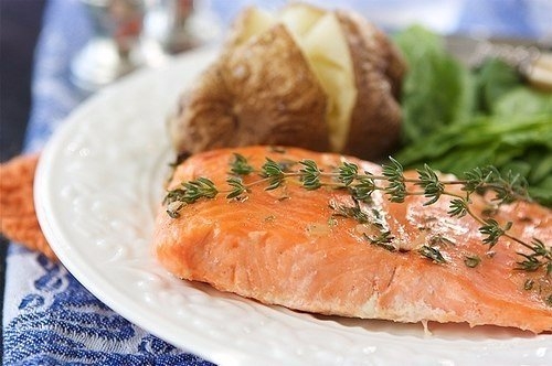 Красная рыба очень полезна! Аромат потрясающий, вкус восхитительный!