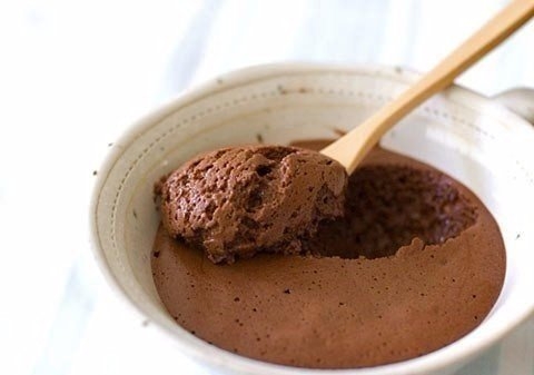 Ни с чем не сравнимый вкус шоколадного мусса по самому простому рецепту. Сохраняйте!