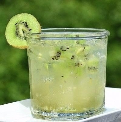Пейте чудесный напиток! Он не только вкусный, но еще и очень полезный!