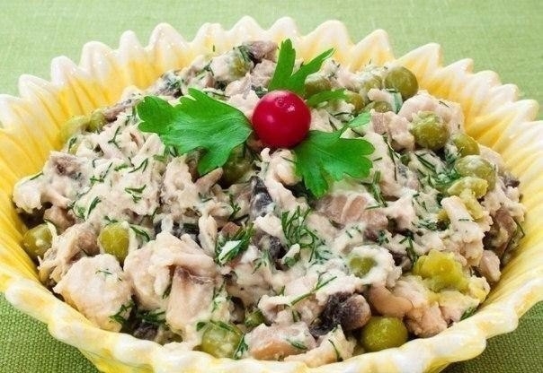 Вспомните свой яркий красочный май! Приготовьте салатик "Майский"!