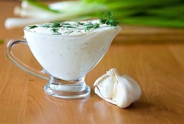 Изумительно вкусный и простой в приготовлении соус для овощей, мяса, хлеба и всего того, с чем едят Изумительно вкусный и простой в приготовлении соус для овощей, мяса, хлеба и всего того, с чем едят