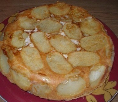 Сытный пирог - это потрясающе! И мяско, и картошечка, и сметанка! Все будут довольны! Сытный пирог - это потрясающе! И мяско, и картошечка, и сметанка! Все будут довольны!