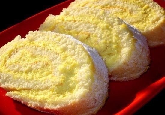 Цвет рулета получается волшебный! А вкус вообще умопомрачительный! Попробуйте!