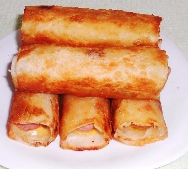 Сосиски в картофельно-сырной "шубке" и хрустящей корочке - объедение! Попробуйте непременно!