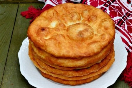 Дрожжевые лепешки на сковороде