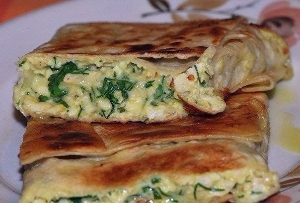 Замечательные и очень вкусные конвертики из лаваша! Готовим быстро и вкусно!