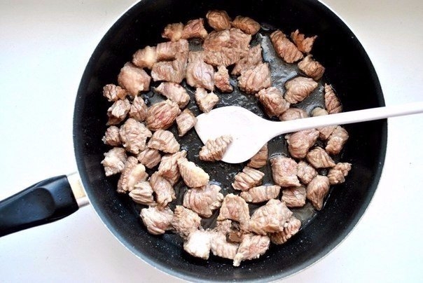 Предлагаю приготовить сочный и ароматный лагман! Очень сытно и вкусно! Предлагаю приготовить сочный и ароматный лагман! Очень сытно и вкусно!