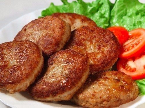 Предлагаю сегодня приготовить сочные нежные котлетки, которые так и тают во рту! Предлагаю сегодня приготовить сочные нежные котлетки, которые так и тают во рту!