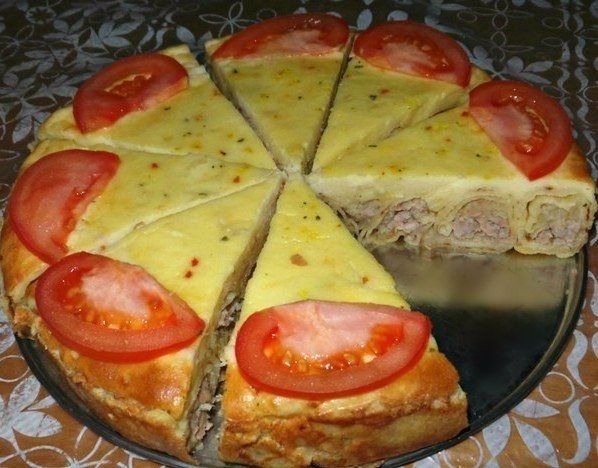 Готовим потрясающее блюдо из блинчиков с мясным фаршем, в сметанной заливке. Это просто вкуснятина!