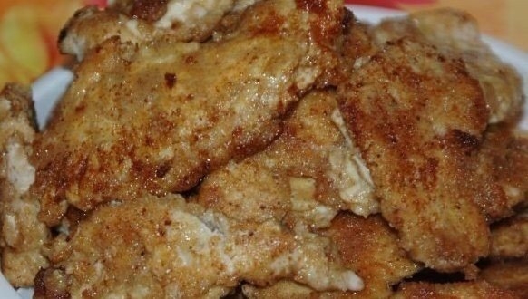 Отбивные из курочки? Что может быть аппетитнее и нежнее?! Вы только попробуйте!