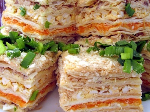 Подборка интересных и вкусных закусок для вашего застолья! Сохраняйте идеи себе.