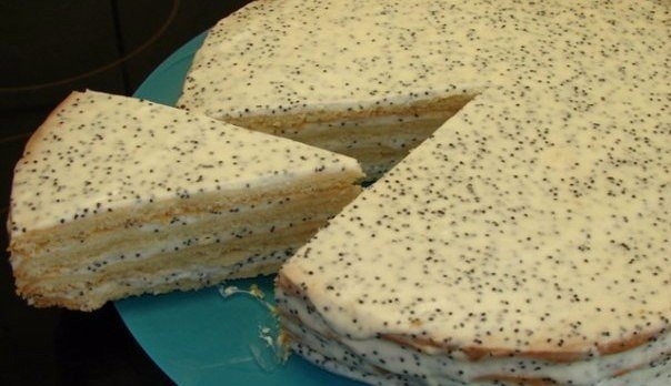 Рекомендую вашему вниманию рецепт тортика, простого в исполнении, вкусного в употреблении!